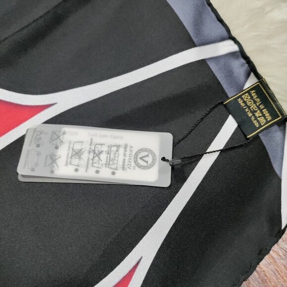 NWT Vissona Julia Turkish Silk Scarf / Head Cover Geometric Flower Detail 34x34 - Picture 10 of 11